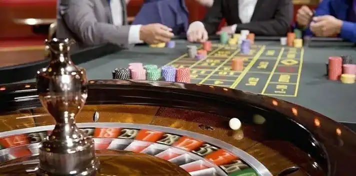 Menu pembayaran DANA dan OVO di aplikasi hkpool